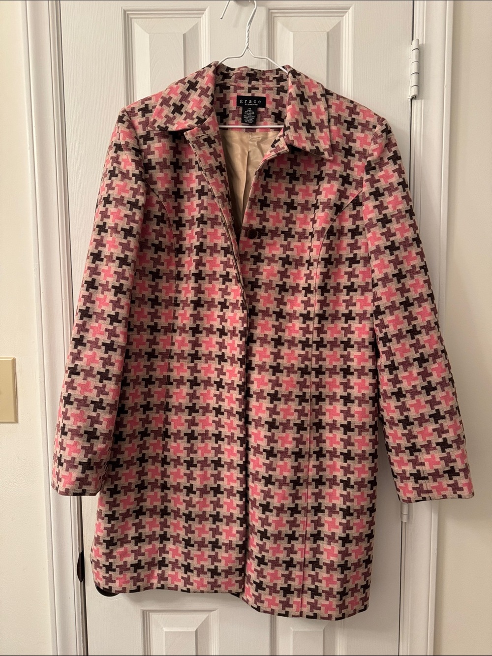 Grace Pink and Cream Houndstooth Coat